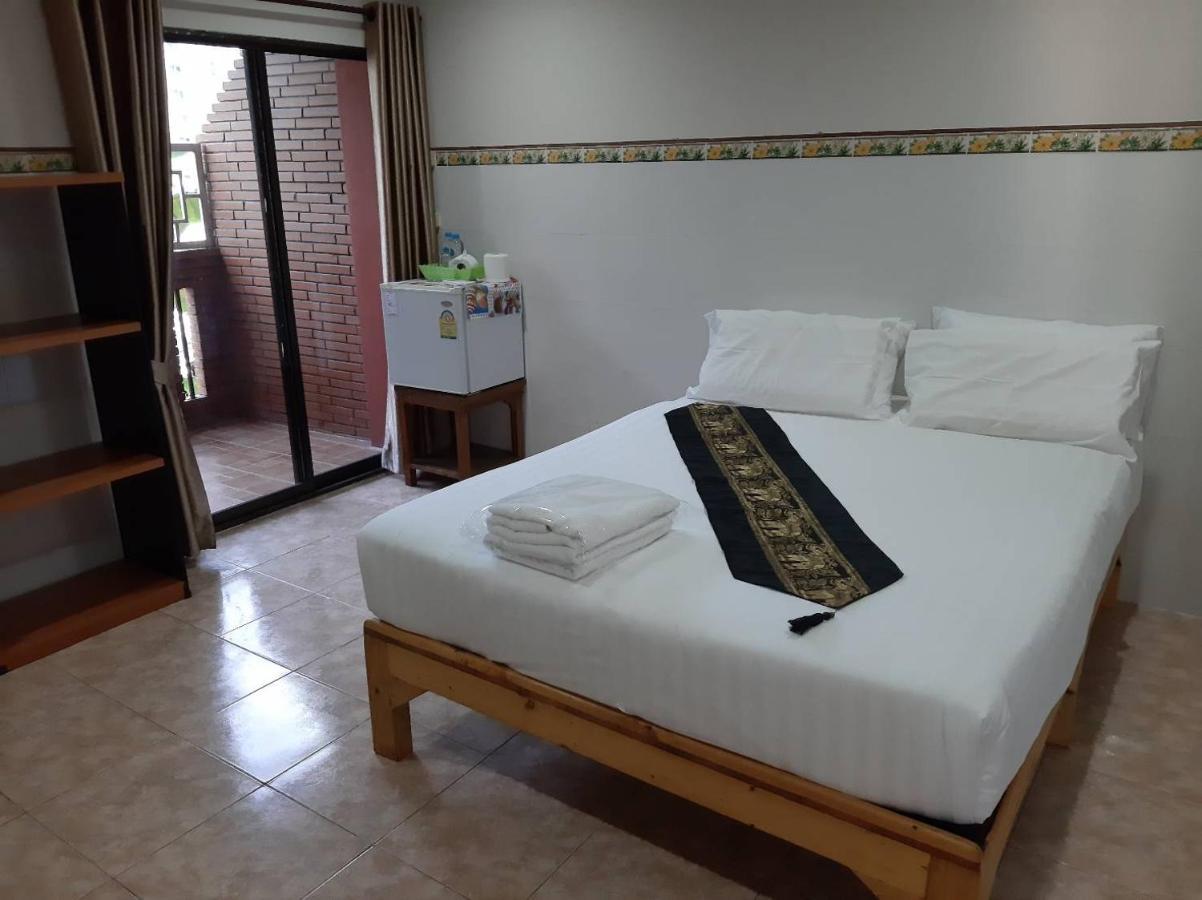 Eastan View Apartment Chiang Mai Exterior photo